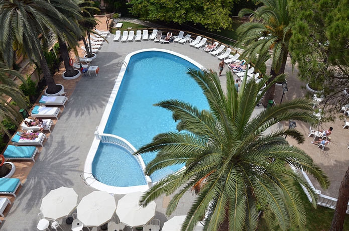 Imagen de la piscina del Hotel Vibra Marco Polo I - Adults Only. Foto 15