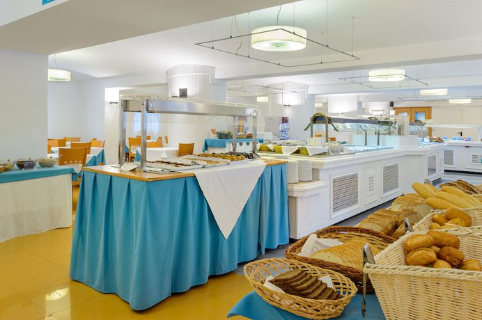 Imagen del bar/restaurante del Hotel Vibra Marco Polo Ii - Adults Only. Foto 2