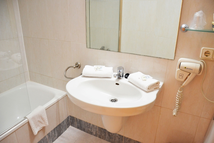 Imagen de la habitación del Hotel Vibra Maritimo. Foto 12