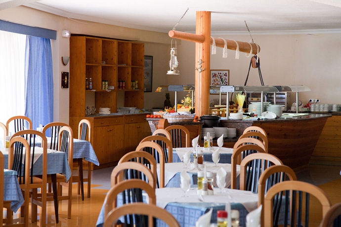 Imagen del bar/restaurante del Hotel Vibra Maritimo. Foto 6