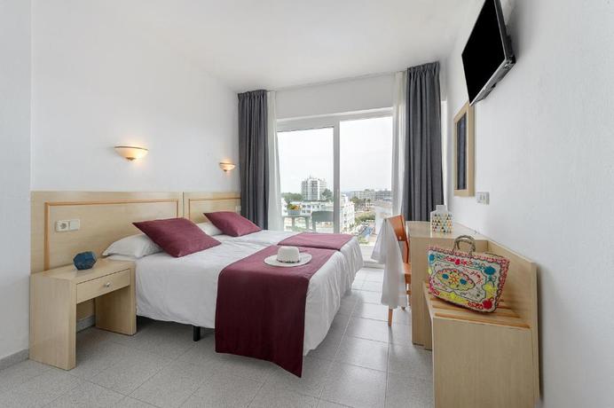 Imagen de la habitación del Hotel Vibra Riviera. Foto 8