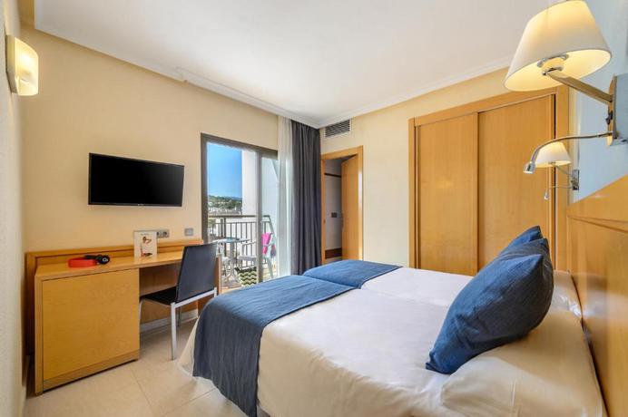 Imagen de la habitación del Hotel Vibra S'Estanyol. Foto 9