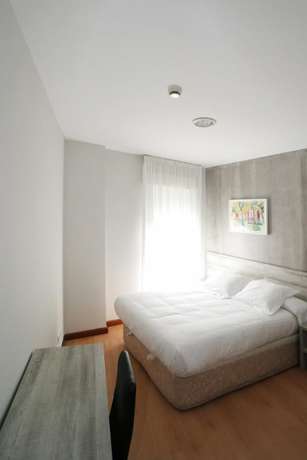 Imagen de la habitación del Hotel Viccar. Foto 11