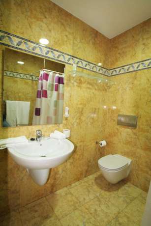 Imagen de la habitación del Hotel Viccar. Foto 16