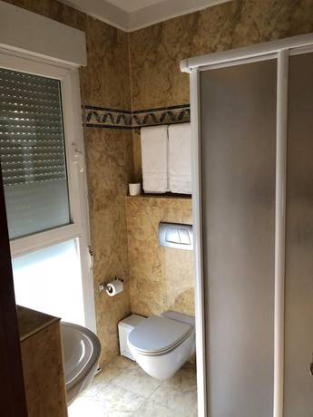 Imagen de la habitación del Hotel Viccar. Foto 19