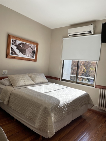 Imagen de la habitación del Hotel Vicente Lopez. Foto 6