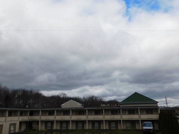 Imagen de los exteriores del Hotel Vicenza, South Brunswick. Foto 8