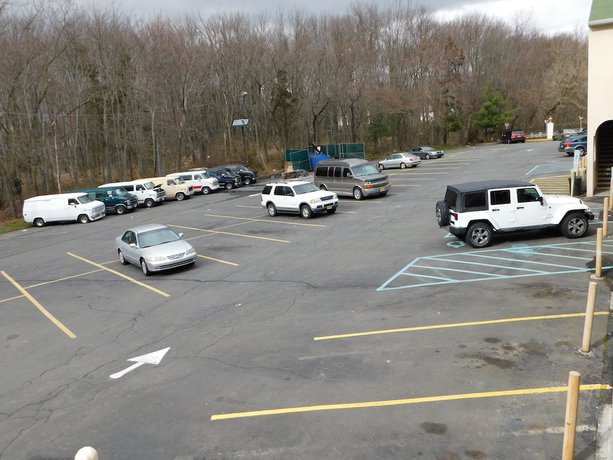 Imagen de los exteriores del Hotel Vicenza, South Brunswick. Foto 9