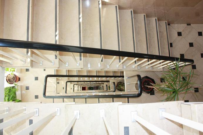 Imagen de los interiores del Hotel Vice-rei. Foto 16