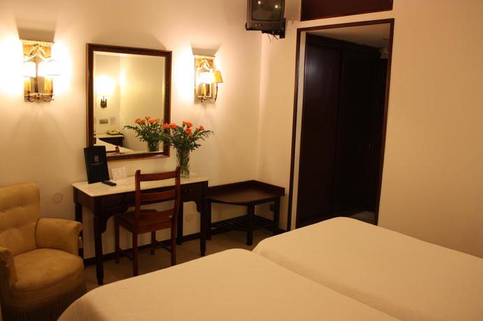 Imagen de la habitación del Hotel Vice-rei. Foto 14