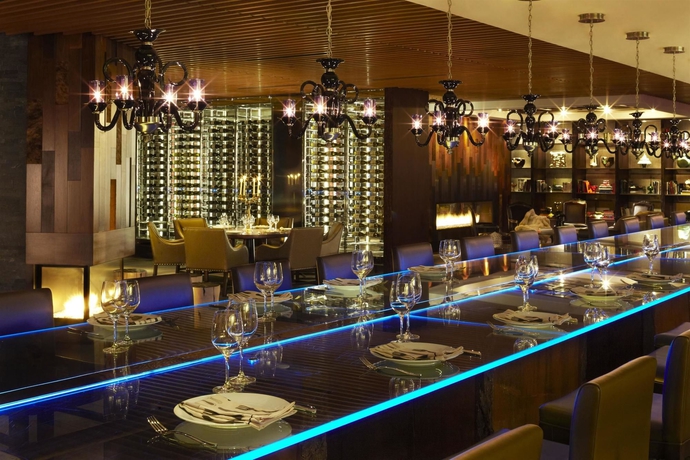 Imagen del bar/restaurante del Hotel Viceroy Snowmass. Foto 8