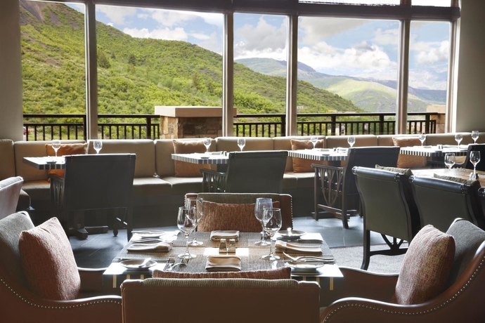 Imagen del bar/restaurante del Hotel Viceroy Snowmass. Foto 11