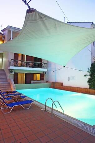 Imagen general del Hotel Vicky Apartments. Foto 4