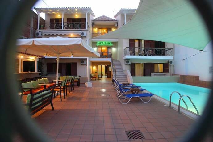 Imagen general del Hotel Vicky Apartments. Foto 10