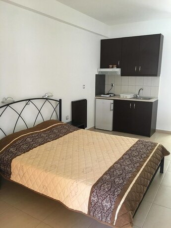 Imagen de la habitación del Hotel Vicky Rooms. Foto 28