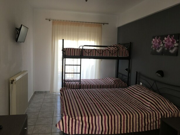 Imagen de la habitación del Hotel Vicky Rooms. Foto 29