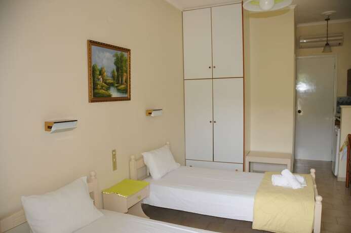 Imagen general del Hotel Vicky\'s Garden. Foto 3