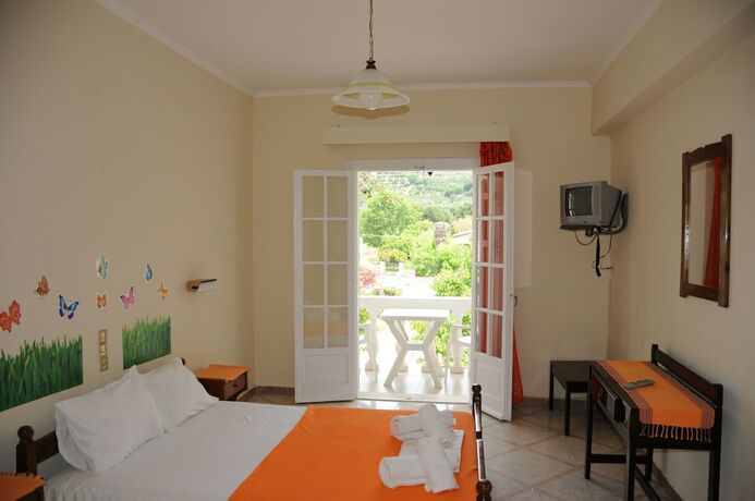 Imagen general del Hotel Vicky\'s Garden. Foto 4