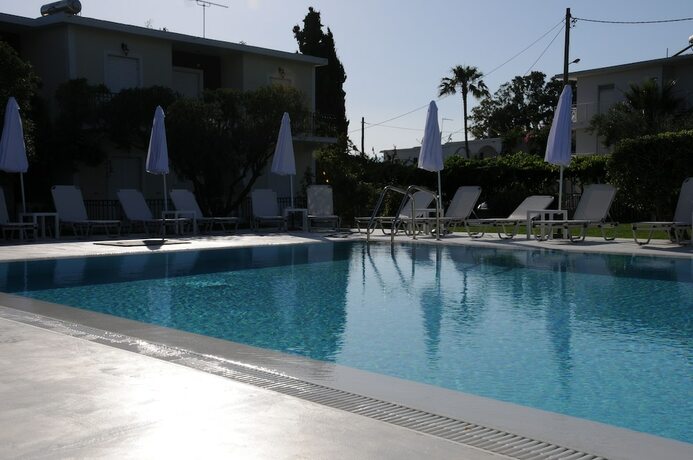 Imagen general del Hotel Vicky\'s Garden. Foto 11