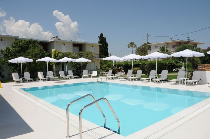 Imagen general del Hotel Vicky\'s Garden. Foto 13