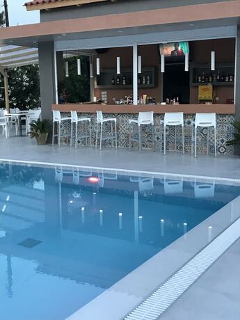 Imagen general del Hotel Vicky\'s Garden. Foto 14