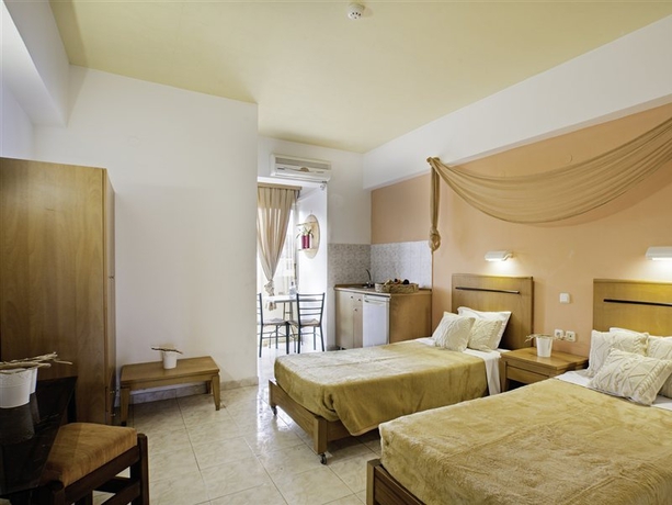 Imagen general del Hotel Vickys Studios. Foto 7