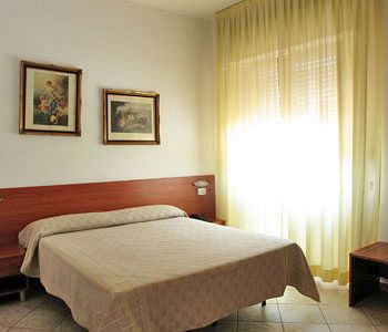 Imagen de la habitación del Hotel Vico Alto. Foto 6