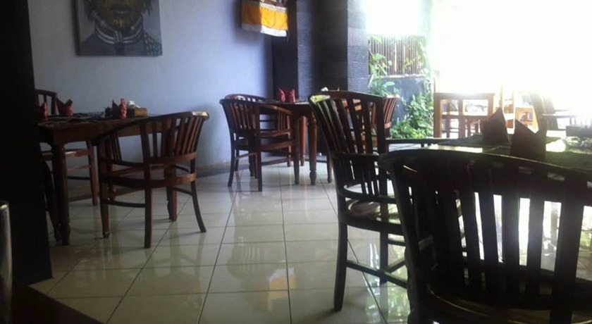 Imagen del bar/restaurante del Hotel Vico. Foto 4