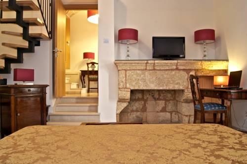 Imagen de la habitación del Hotel Vico Regio. Foto 6