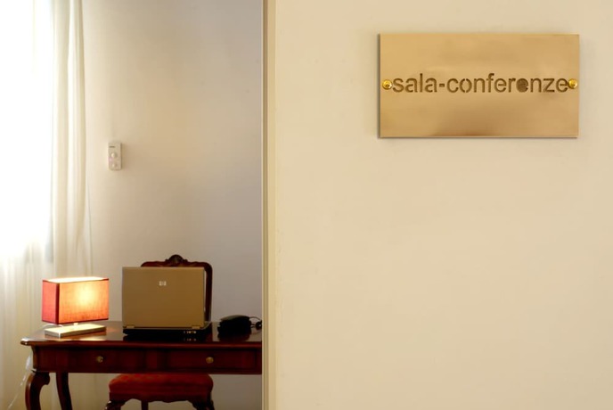 Imagen de los interiores del Hotel VicoRegio. Foto 18