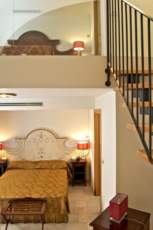 Imagen de la habitación del Hotel VicoRegio. Foto 9