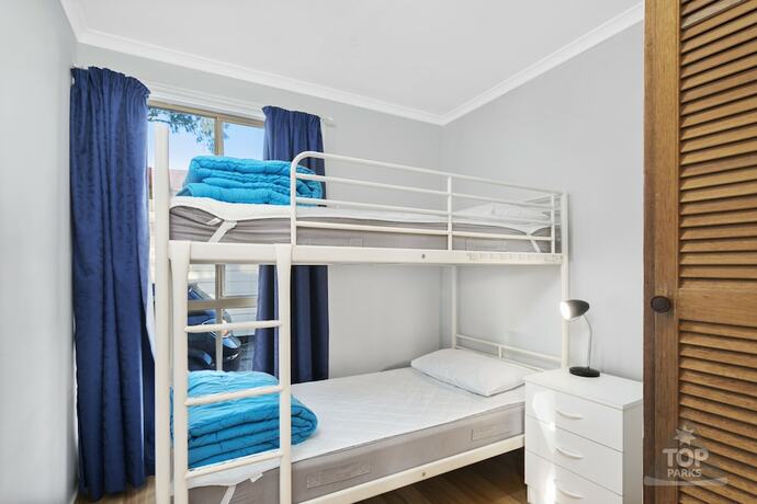 Imagen de la habitación del Hotel Victor Harbor Holiday Park. Foto 15
