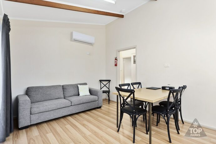 Imagen de la habitación del Hotel Victor Harbor Holiday Park. Foto 25