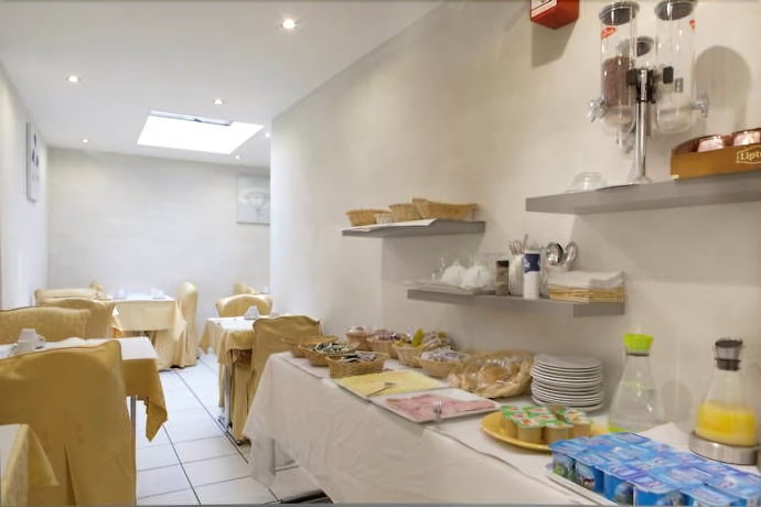 Imagen del bar/restaurante del Hotel Victor Hugo, CLAMART. Foto 3