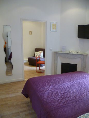 Imagen de la habitación del Hotel Victor Hugo, Niza Centro. Foto 4