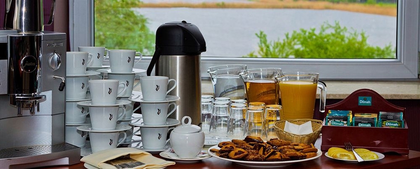 Imagen del bar/restaurante del Hotel Victor Pruszk&oacute;w Desilva. Foto 2