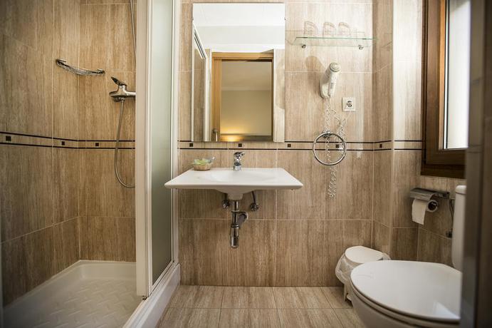 Imagen de los interiores del Hotel Victor, Rialp. Foto 15