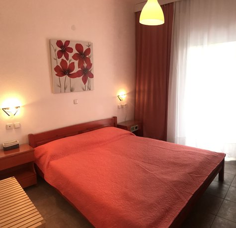 Imagen de la habitación del Hotel Victor-Eleni. Foto 10