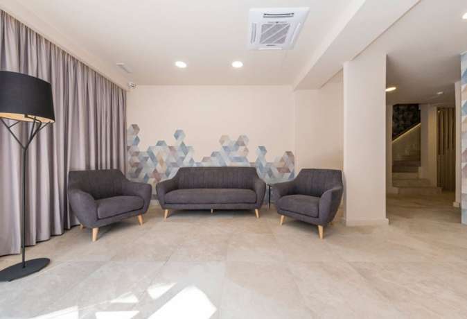 Imagen de los interiores del Hotel Victori. Foto 17