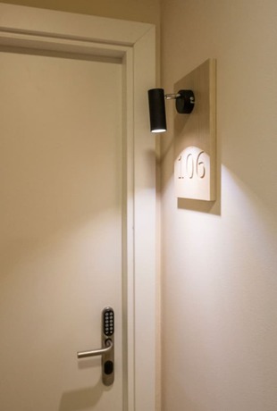 Imagen de la habitación del Hotel Victori. Foto 10