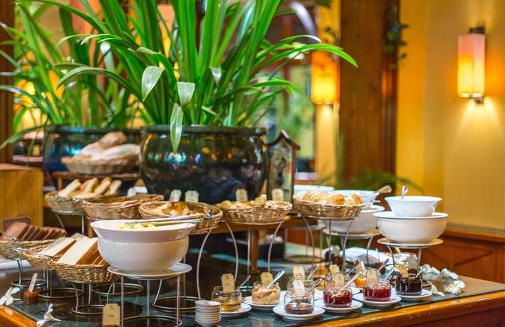 Imagen del bar/restaurante del Hotel Victoria Angkor Resort and Spa. Foto 4