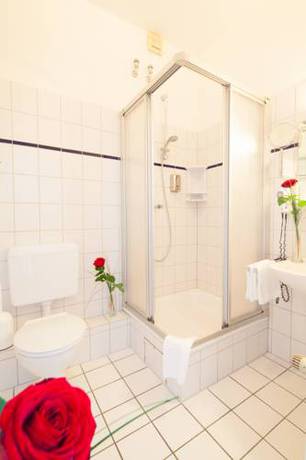 Imagen de la habitación del Hotel Victoria, Bad Harzburg. Foto 9
