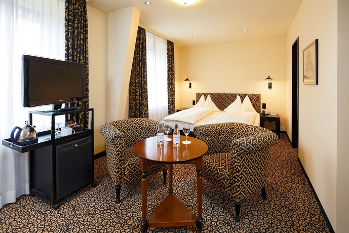 Imagen de los interiores del Hotel Victoria, Basilea. Foto 12