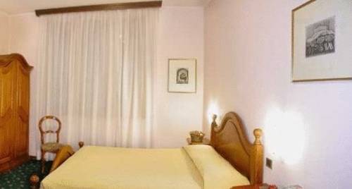 Imagen de la habitación del Hotel Victoria, Bassano Del Grappa. Foto 7