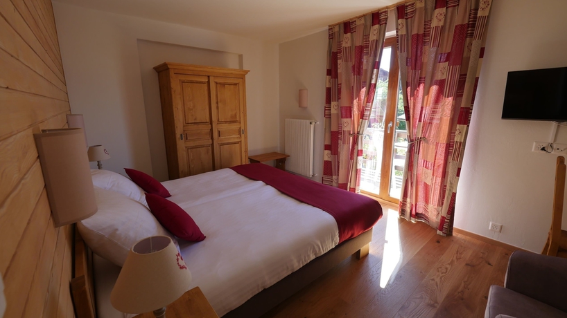 Imagen de la habitación del Hotel Victoria, Briey, Chalais. Foto 11