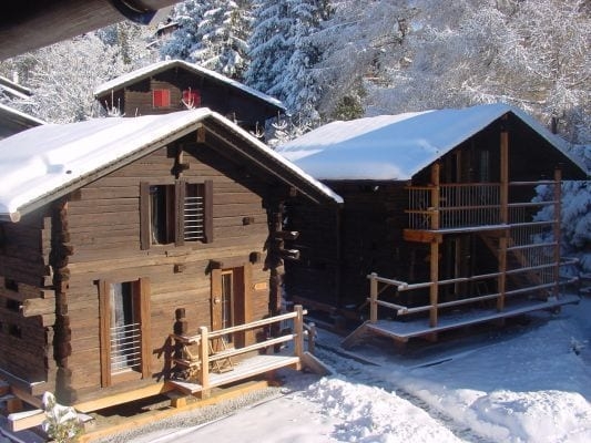 Imagen de los exteriores del Hotel Victoria, Briey, Chalais. Foto 14