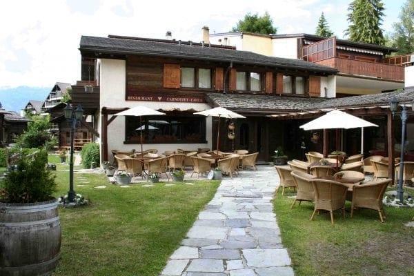 Imagen general del Hotel Victoria, Briey, Chalais. Foto 3