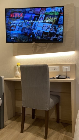Imagen de la habitación del Hotel Victoria, CUNEO. Foto 2