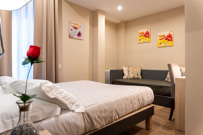Imagen de la habitación del Hotel Victoria, CUNEO. Foto 7