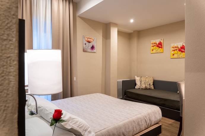 Imagen de la habitación del Hotel Victoria, CUNEO. Foto 11